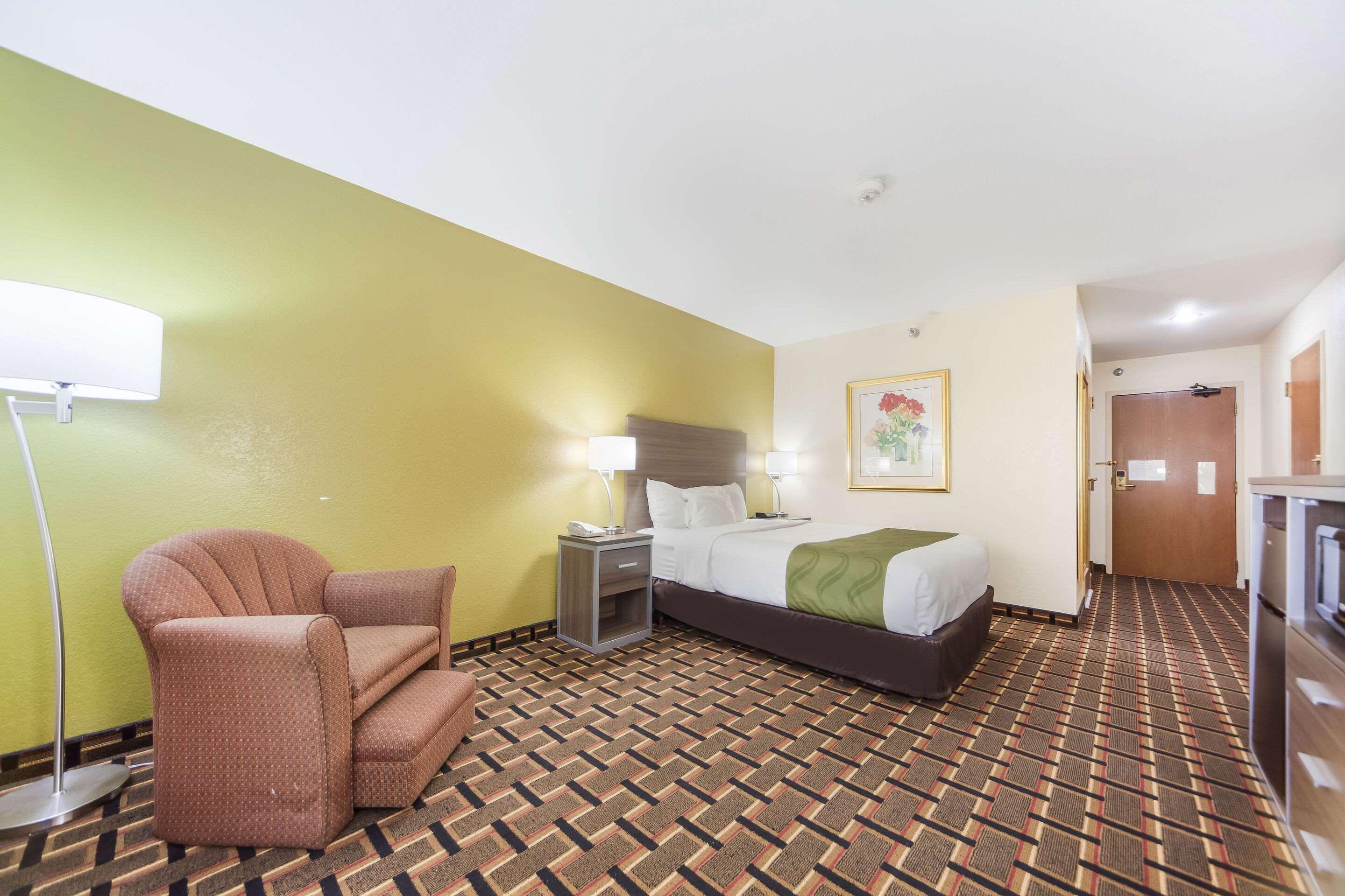 Quality Inn Lincoln Cornhusker Екстер'єр фото