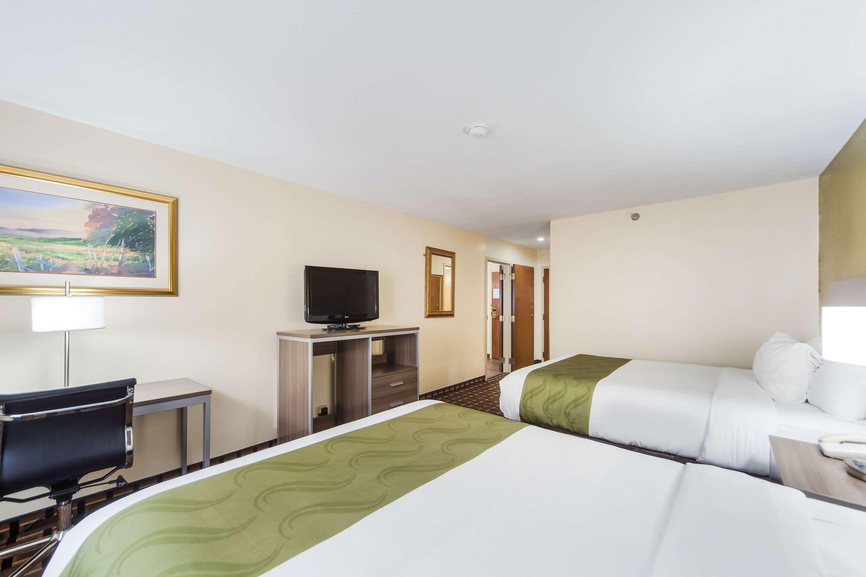 Quality Inn Lincoln Cornhusker Екстер'єр фото